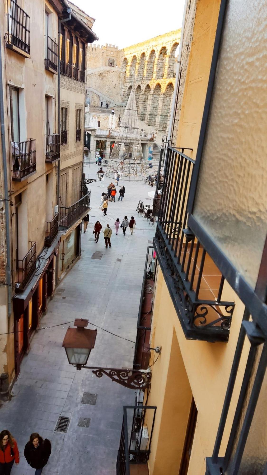 Hostal Segovia Adults Only Zewnętrze zdjęcie