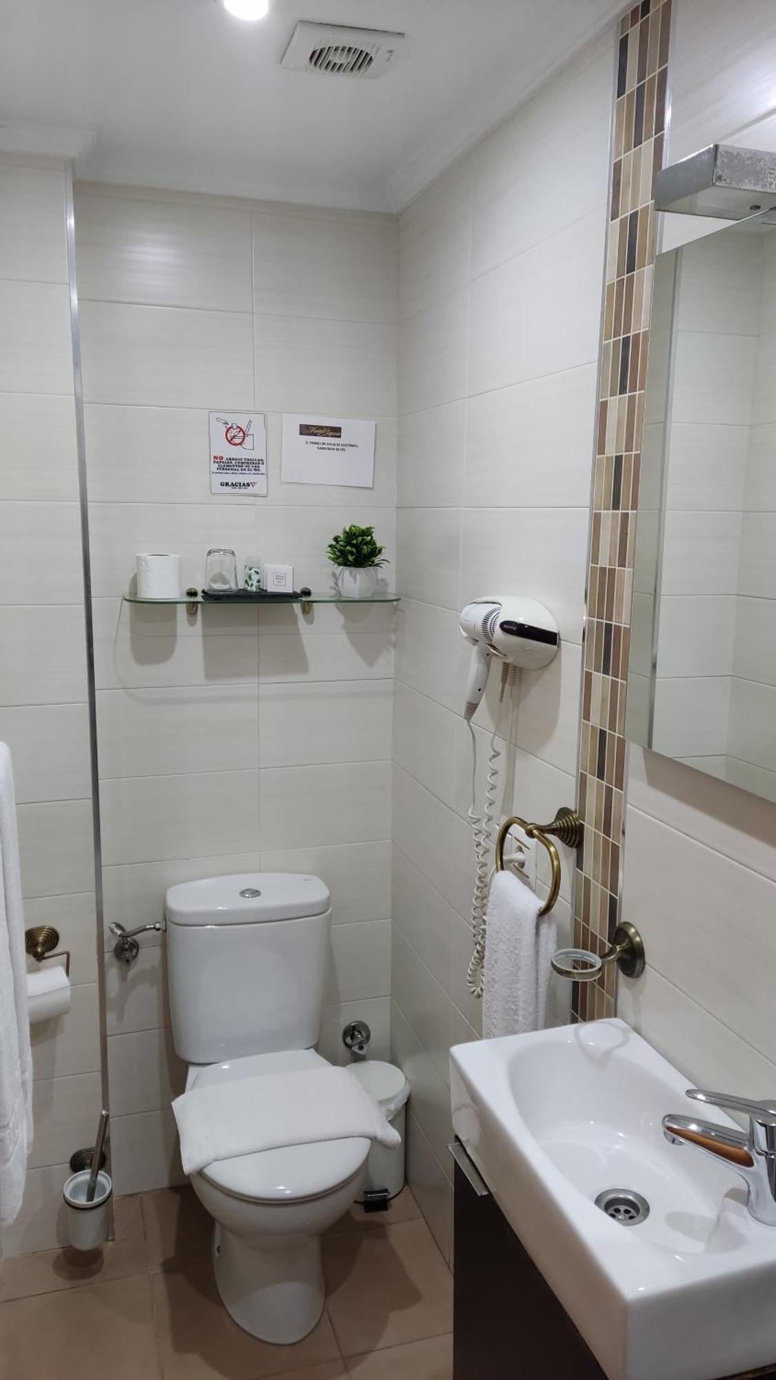 Hostal Segovia Adults Only Pokój zdjęcie